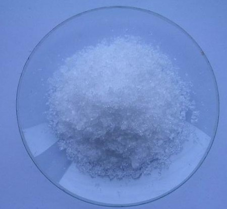 Ammoniumhexachlorostannat(IV) ((NH4)2SnCl6)-Kristallin