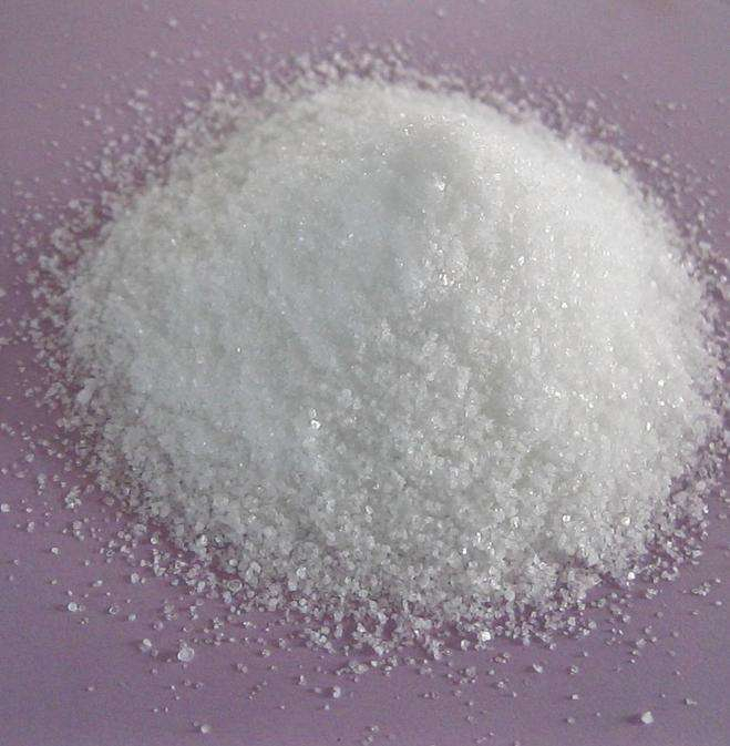 Ammoniumcarbonat ((NH4)2CO3)-Pulver